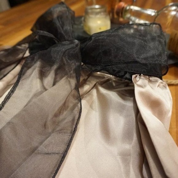 Satin Hostess Cocktail Apron - Picture 7 of 8